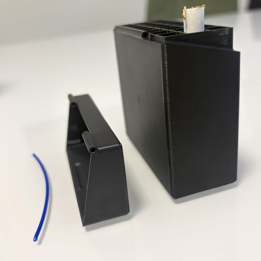 Snap-Click Cigarette Case
