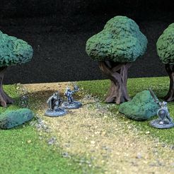 1000008011.jpg Set of 15mm Trees and Bushes - Standalone + Magnet-Ready