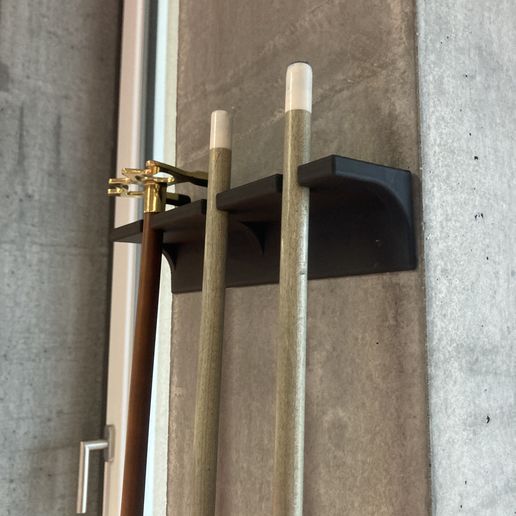 IMG_8285.jpeg cue holder