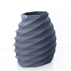 Vase_02_Night-Blue_-01.jpg STL file Jarrón geométrico impreso en 3D - Geometric 3D printed planter・3D printer design to download