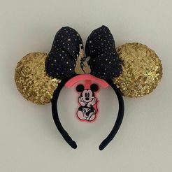 IMG-20240129-WA0011.jpg Earrings holder - Disney ears support Mickey