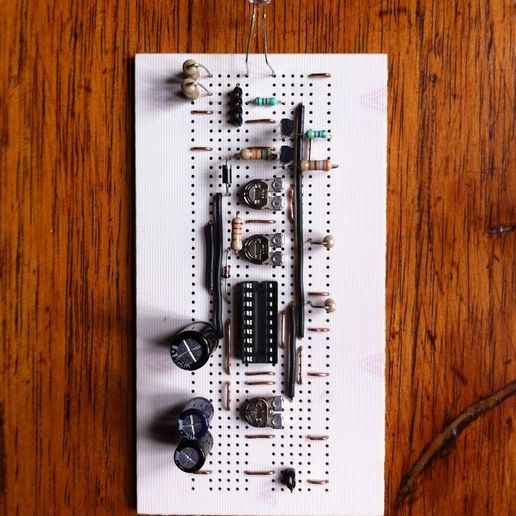 2014-12-20_14.10.03_display_large.jpg Modelo de faro de base hexagonal