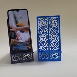20231001_153632.jpg Phone Holder with Celtic ornament