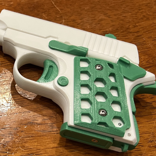 ミルクページ 🧸 Hex Grip for Mini Colt 1911・ STL File for 3D printing・Cults