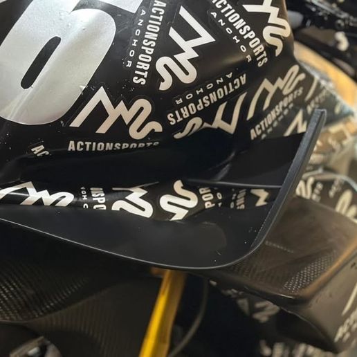 IMG_4378.jpeg Aprilia RSV4 MotoGP Style Wing Winglet