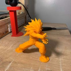 3D file Goku SS3 Power High poly Goku ssj3 💬・3D printing idea to  download・Cults