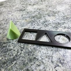 20180907_215913_2.jpg Free 3D file CircleSquareTriangle・Design to download and 3D print