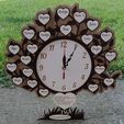 Clock-4.jpg Tree clock with places for names...
