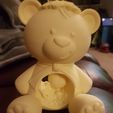 Valentins-Teddybär-Ornament ohne Stützen an Ort und Stelle gedruckt