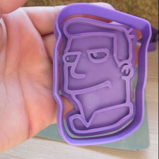 Screenshot_20230531-164212_Instagram.jpg MEGA PACK OF COOKIE CUTTERS Futurama