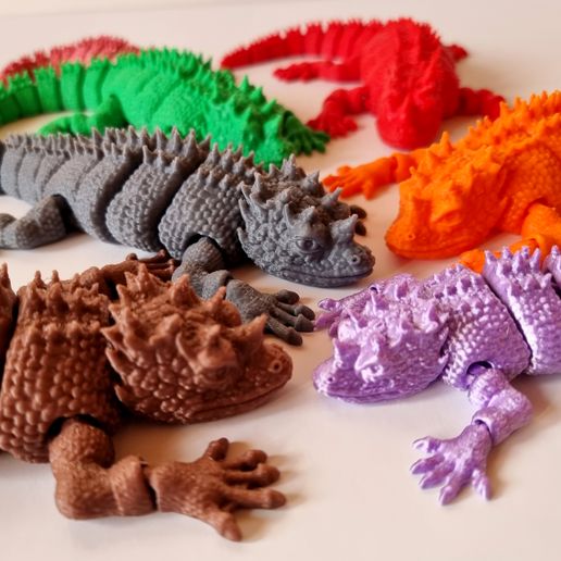 20220123_150726.jpg Lézard articulé Pas de support Impression en place