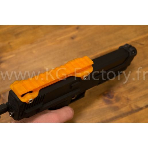 rail-picatinny-sur-tipx-2.jpg Picatinny rail on TIPX