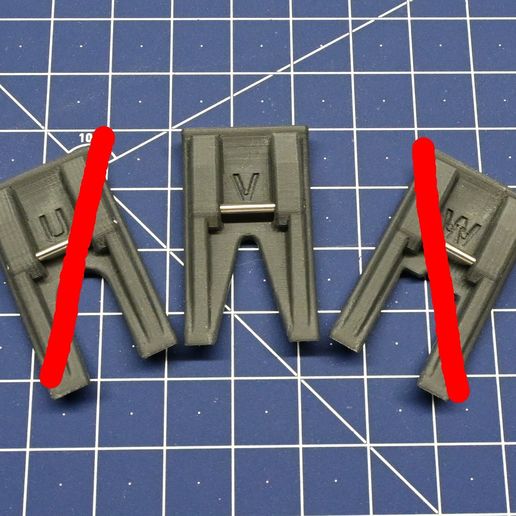 000_11112.jpg Sewing foot. V