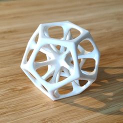 IMG_20220712_234921.jpg Free STL file BioHex Alien Virus model・Template to download and 3D print