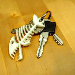 IMG_20190924_234545.jpg STL file Keychain , Skeleton fish・Model to download and 3D print
