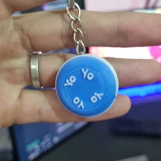 Yo - Yo necklace / keychain