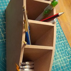 WhatsApp-Image-2023-044-09-at-17.27.17.jpg 3D file Paint Brush Holder・3D printable model to download