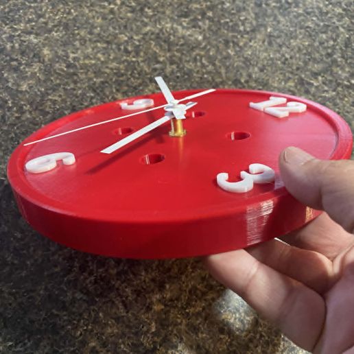 🕰️ Giant Button Wall Clock・ 3MF File for 3D printing・Cults