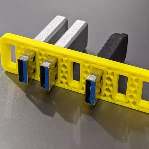 USB and HDMI Dongle Organizers - 3D model önizlemesi