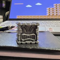 IMG_2076.jpeg Fichier STL THWOMP ! Perle paracorde personnage Mario pour edc・Design imprimable en 3D à télécharger