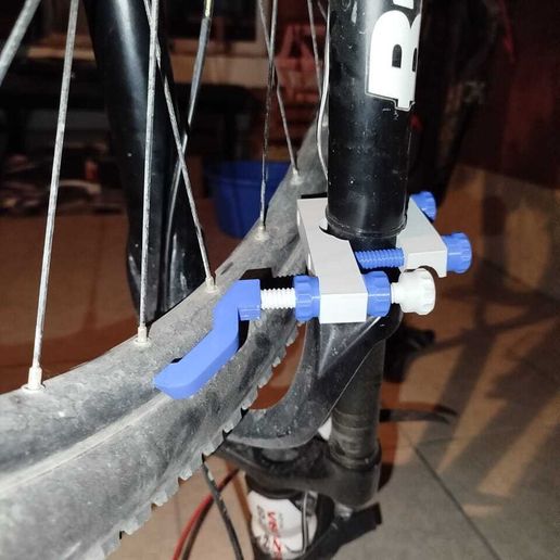 FOTO-3A.jpg Bicycle Wheel Centering Tool all Wheels