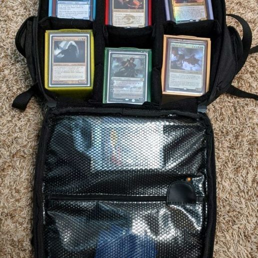deck_box_in_bag_1.jpg MTG Commander Showcase Toploader Deck Box simple et double face