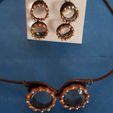 101905482_2555308044783068_1895805685510176768_n.jpg earring and necklace steampunk glasses