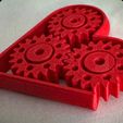 b8a519fb-832f-40ec-bff6-bf99697daeef.jpg Print-in-place Valentine's Geared Heart Keychain