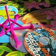 IMG_20200411_115946.jpg Espantalho de jardim com CD-ROM