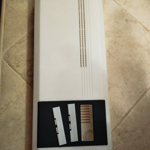 2023-12-05-08-27-57.jpg Commodore 64 Game System C64GS