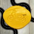 moto 3B.jpg RETRO MOTORCYCLE SCOOTER - SET OF MOTORBIKE COOKIE CUTTERS. SHORT MASS FONDANT AND VEHICLE CLAY - 9cm