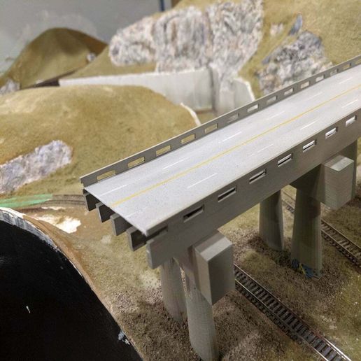 2019-10-26_16.33.56.jpg N Scale highway bridge / overpass (1:160)