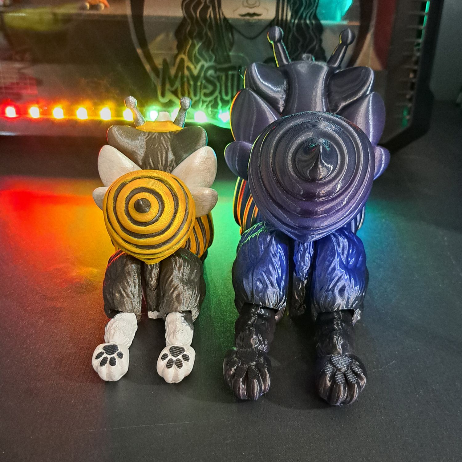 Fichier 3D CorBee - Corgi flexible dans un costume d'abeille・Objet ...