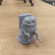 photo_2022-05-10_02-57-59.jpg Peepopepe frog figurine