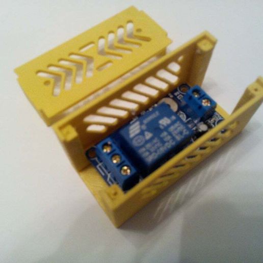 3.jpg Módulo de relé 12V con interruptor biestable táctil CASE
