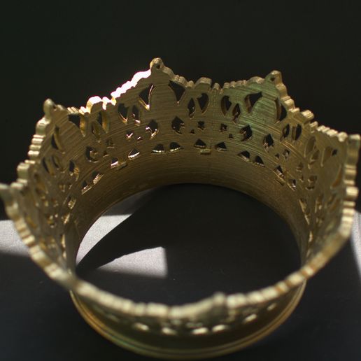 Isabel-4.jpg Crown replica of Isabella the Catholic