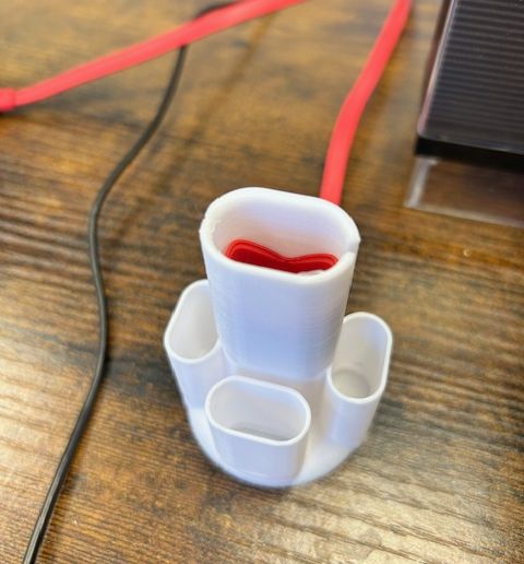 vuse epod docking station 🚬 Base / Dock for electronic cigarette VUSE ePod・ OBJ File for 3D  printing・Cults