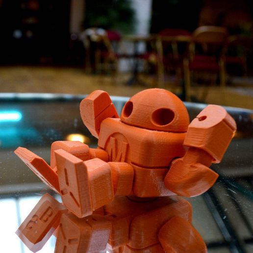 robot_maker_faire_lefabshop_paris_1.jpg Fichier STL gratuit Figurine articulée Maker Faire (en une pièce)・Plan pour imprimante 3D à télécharger, leFabShop