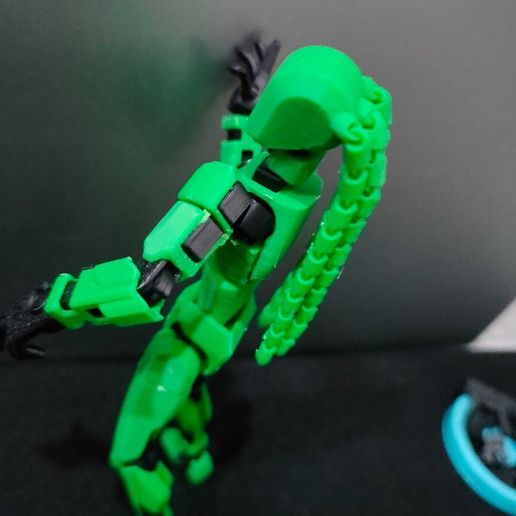 s3.jpeg Dummy 13 - tête femelle 1 bande de roulement sur mesure