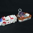 MedWagon08.JPG Ratchet's Wagon and Crate from Netflix WFC Siege