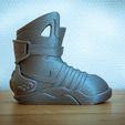 Volver al futuro Nike Sneakers & HOVER BOARD hecho por la impresora ATOM 3D