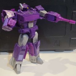 20231113_012047.jpg Transformers Cyber Battalion Shockwave Forearm Fillers