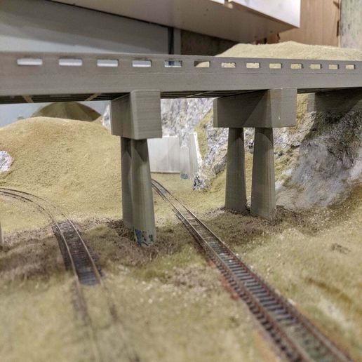 2019-10-26_16.34.05.jpg N Scale highway bridge / overpass (1:160)
