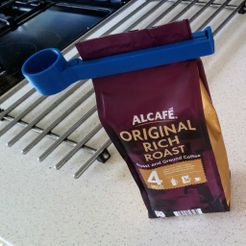 20170816_133913.jpg Clip pour sac à café avec mesure de cuillère à soupe