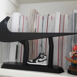 WhatsApp-Image-2023-10-23-at-15.08.00.jpeg Nike logo