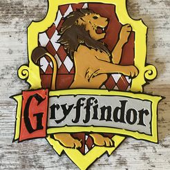 IMG_0205.jpg STL file Gryffindor House Crest・3D printer model to download