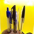 20250226_115646.jpg Clodsire Pen Holder V2