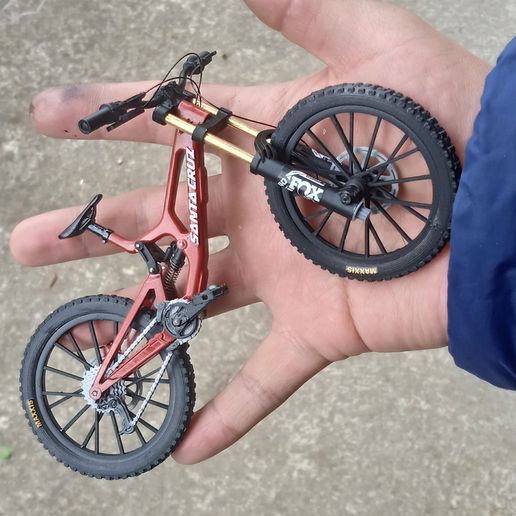 IMG_20240404_123227-1.jpg 自行车 圣克鲁斯 V10 2022