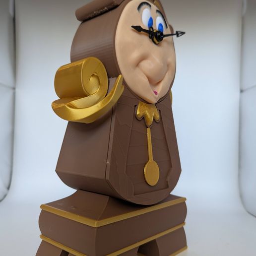 PXL_20250406_153751191.jpg big ben (cogsworth) magnetic box from beauty and the beast