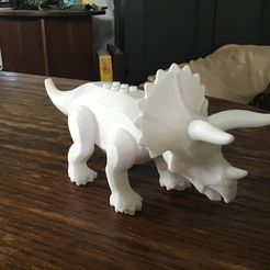 IMG_0035.jpg building bloks dinosaur triceratops
